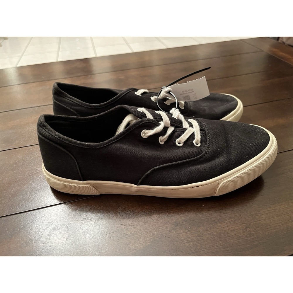 Old Navy Boys Shoes Size 8 Black Canvas - Picture 2 of 6